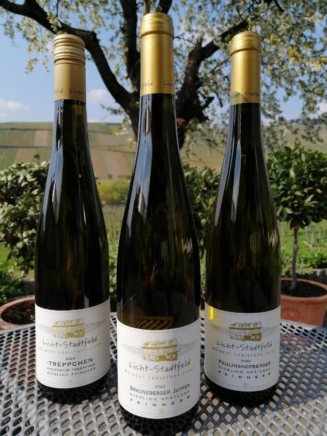 Weingut Licht-Stadtfeld Brauneberg Buitenkant foto
